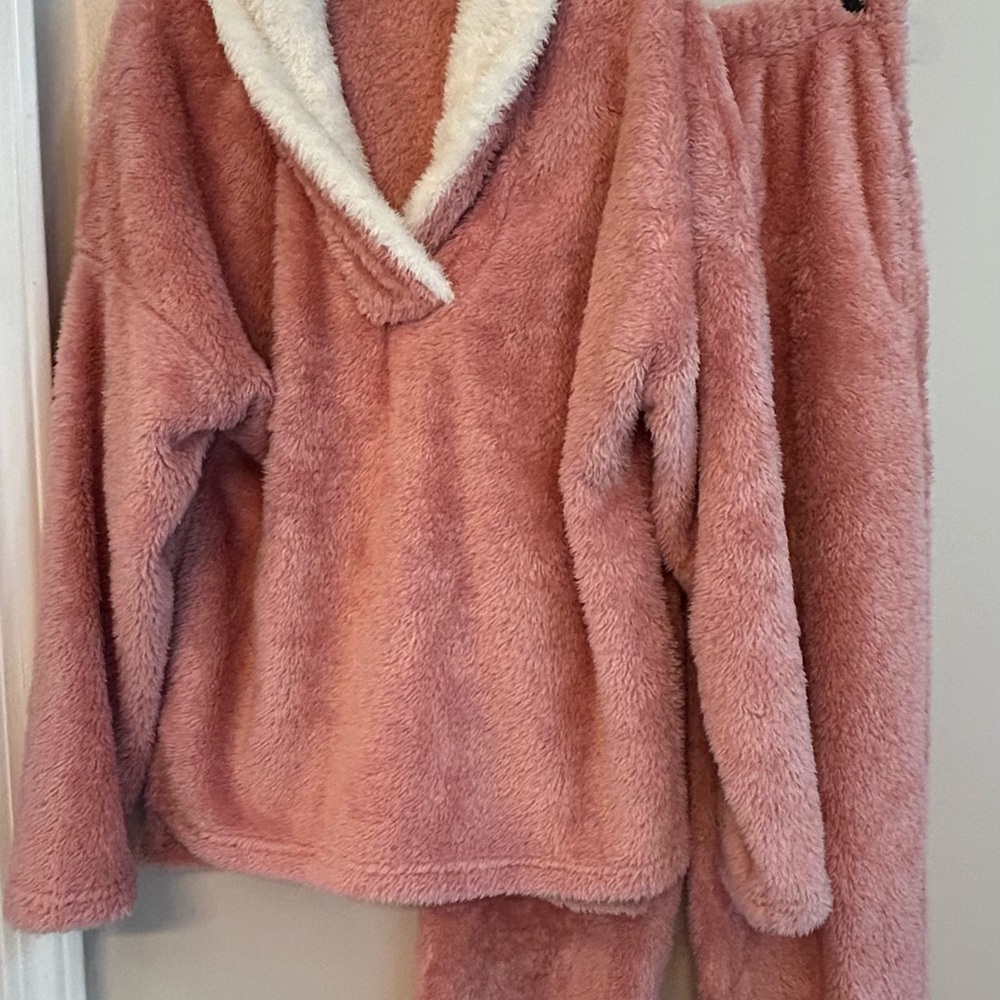 Cozy Pink Fleece Loungewear Set